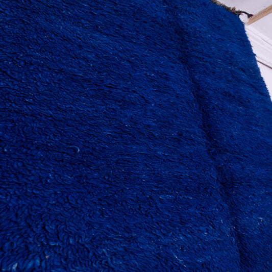 Vintage Moroccan Berber Rug – Handwoven Wool from Moyen Atlas – Deep Majorelle Blue – Authentic Beni Mguild Carpet – Bohemian & Modern Home Decor