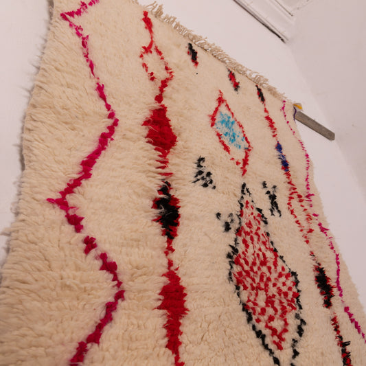 Small Azilal Rug - Vibrant Red & Blue Diamond Berber Design - Moroccan Handwoven Wool & Cotton Carpet