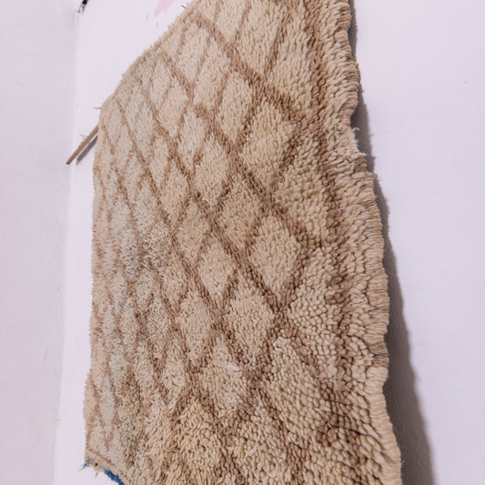 Vintage Moroccan Beni Ourain Rug – Small Handwoven Wool Berber Carpet – Geometric Diamond Design – Cozy & Rustic Home Decor