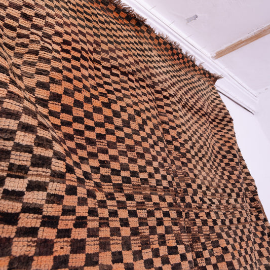 Vintage Moroccan Bjaad Checkerboard Rug – Handwoven Berber Wool Flatweave Kilim – Timeless Geometric Design