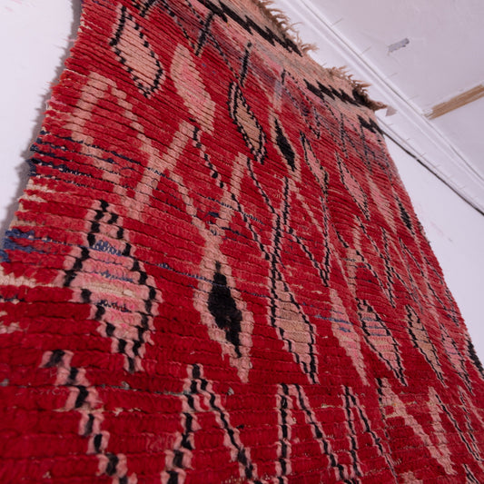 Vintage Moroccan Berber Rug – Handwoven Wool Carpet – Bold Red Diamond Pattern – Bohemian & Tribal Decor