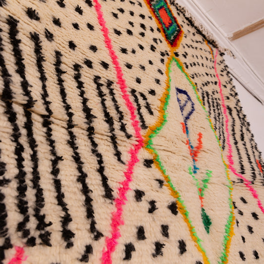 Colorful Azilal Wool Rug - Handwoven Moroccan Berber Carpet - Abstract Tribal Art for Wall or Floor - 80% Wool 20% Cotton