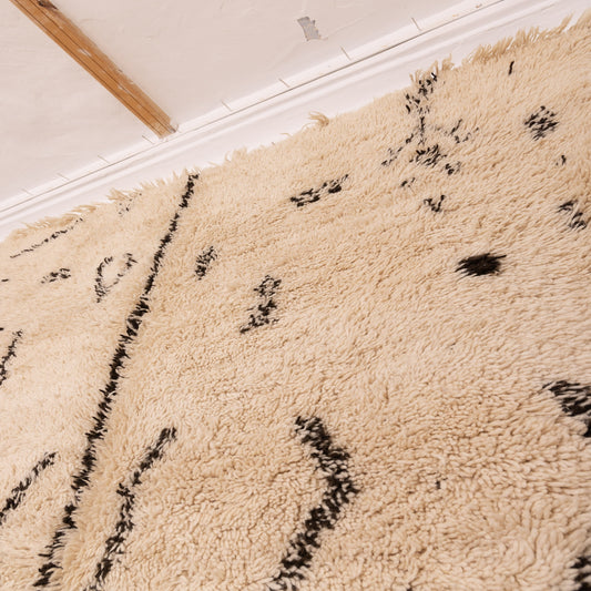 Modern Vintage Beni Ourain Rug - Abstract Moroccan Wool Carpet - Handmade Tribal Area Rug - Artistic Berber Symbols