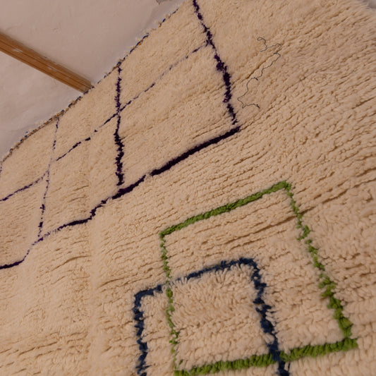 Minimalist Azilal Rug - 80% Wool 20% Cotton - Modern Moroccan Berber Carpet - Abstract Geometric Wall Hanging or Floor Art