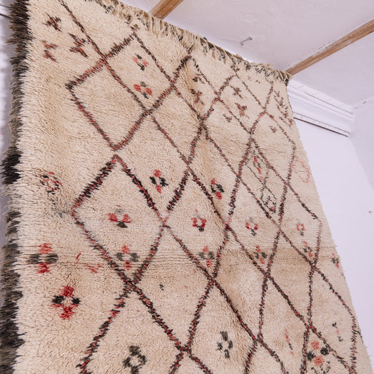 Vintage Moroccan Berber Rug – Handwoven Wool with Subtle Floral Accents