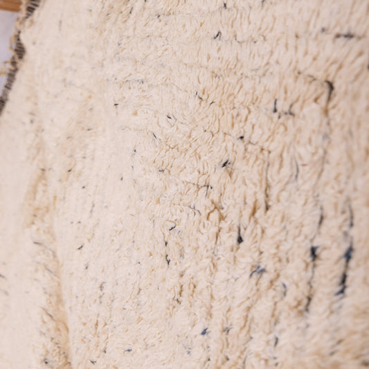 Authentic Mrirt Rug – Handmade Moroccan Wool Carpet – Minimalist Geometric Berber Rug – Luxury Soft & Thick Wool Area Rug