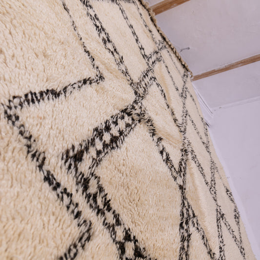 Vintage Moroccan Beni Ourain Rug – Handmade Wool Berber Carpet – Geometric Diamond Design