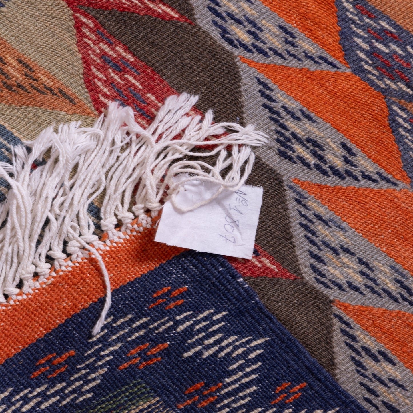 Handwoven Moroccan Akhnif Rug – Bold Berber Geometric Wool & Cotton Carpet