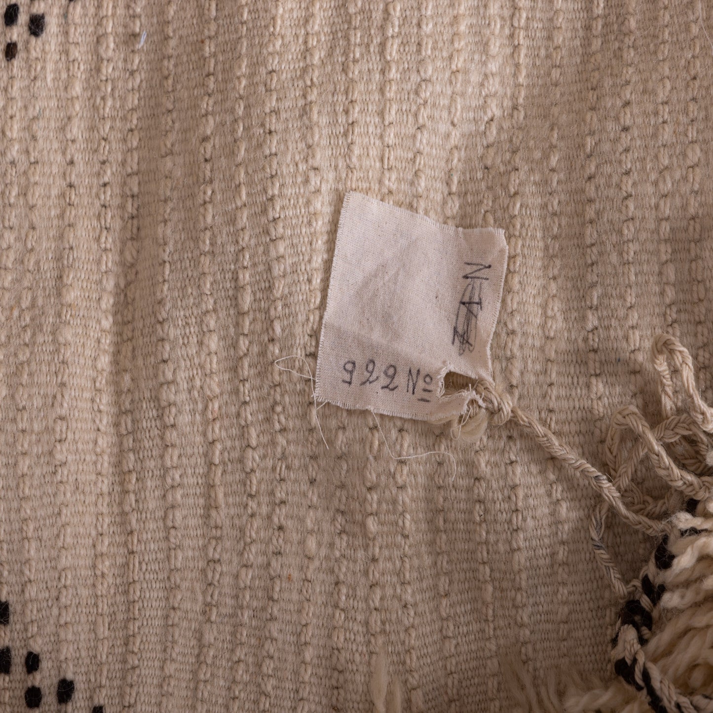 Authentic Moroccan Beni Ourain Rug | Handwoven Wool Carpet with Plush Texture ; 13,12 ft / 6,89 ft