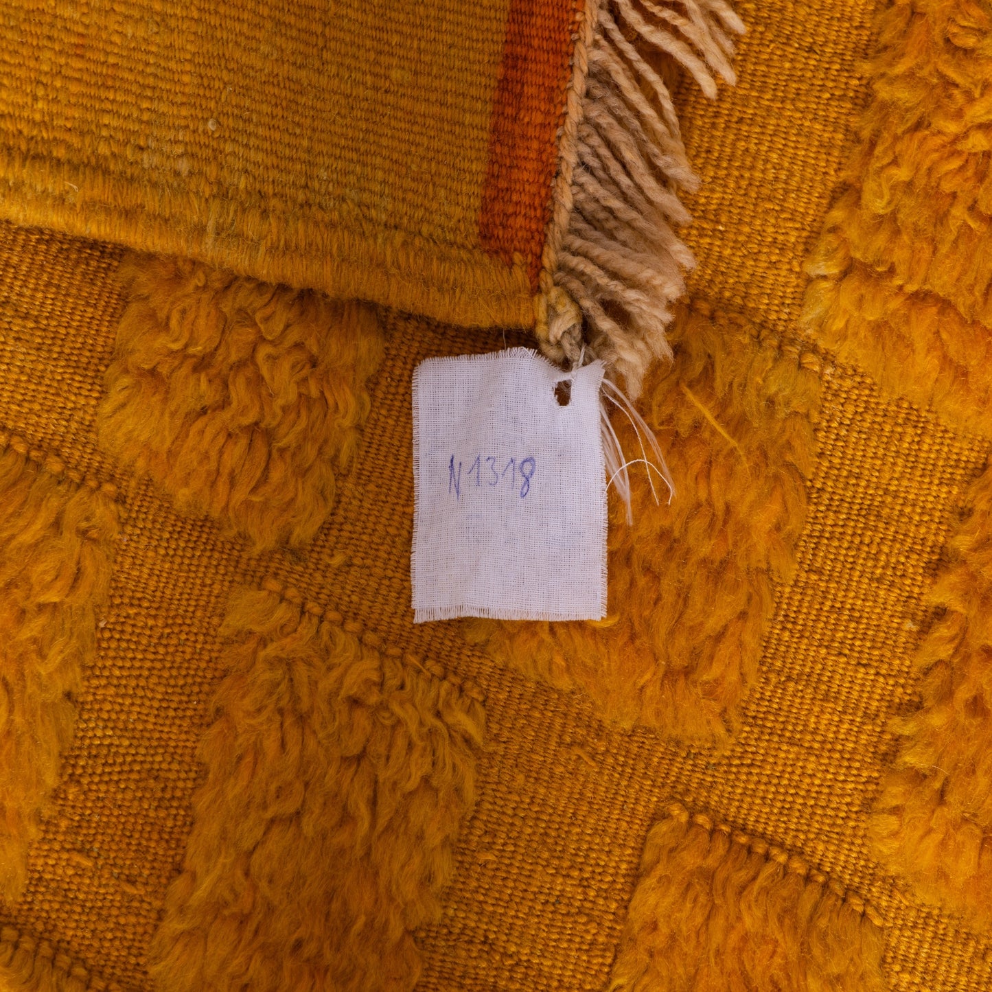 Handwoven Taznakht Moroccan Rug – 100% Wool Golden Yellow Checkerboard Carpet – Authentic Berber Artisan Weaving – Warm Geometric Design ; 6,89 ft / 3,94 ft