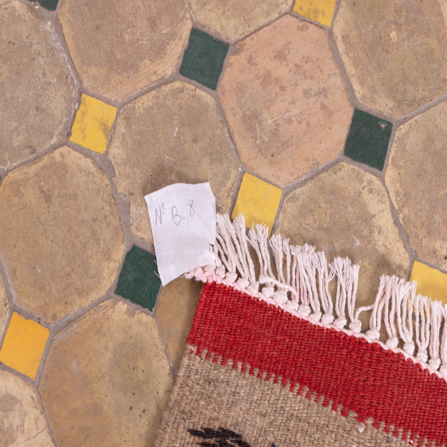 Handmade Moroccan Akhnif Rug – Authentic Tribal Elegance ; 4,59 ft / 3,77 ft