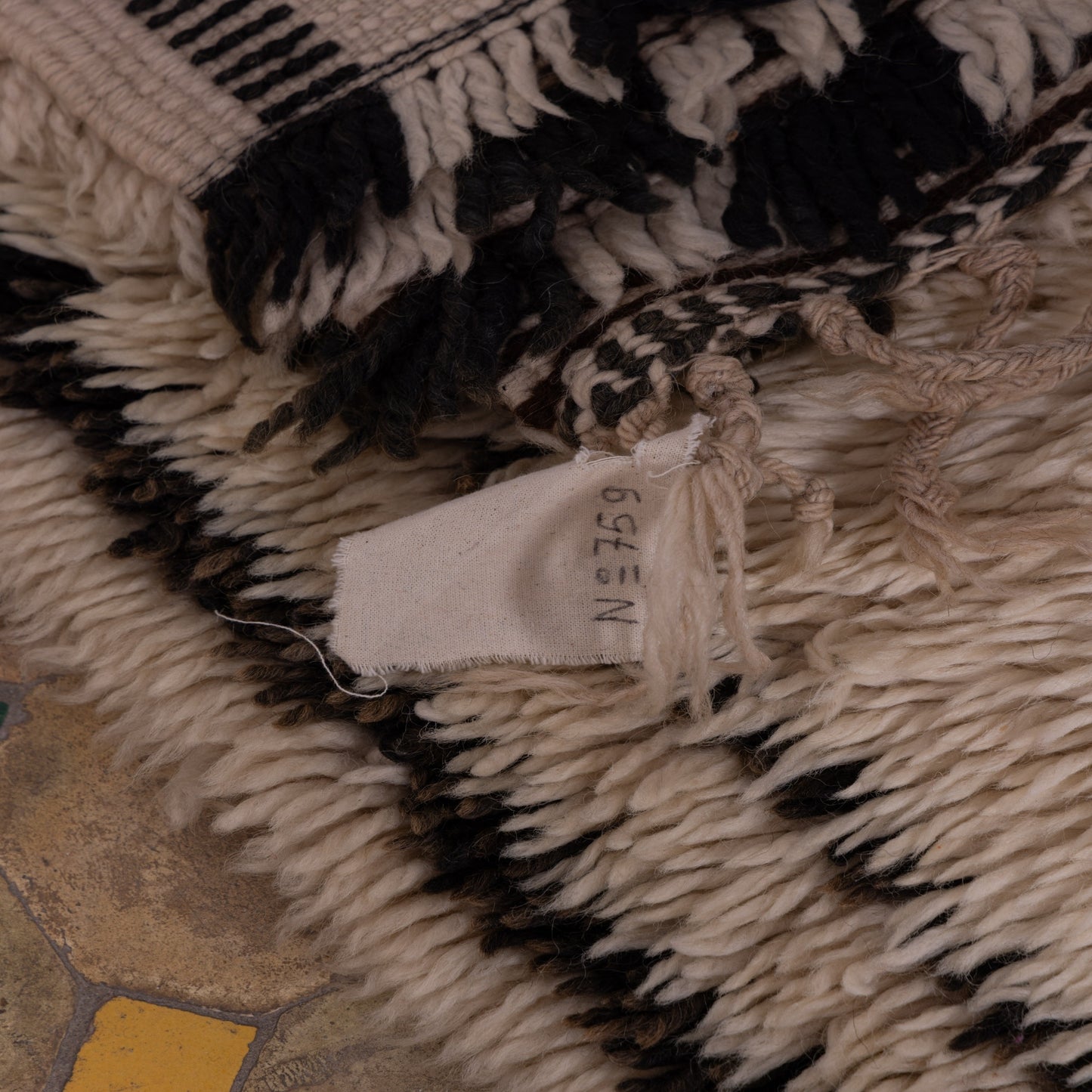 Handmade Beni Ourain Rug – Authentic Moroccan Wool Carpet – Geometric Lattice Design – Soft & Plush Berber Rug – Boho & Minimalist Home Decor ; 10,50 ft / 5,91 ft