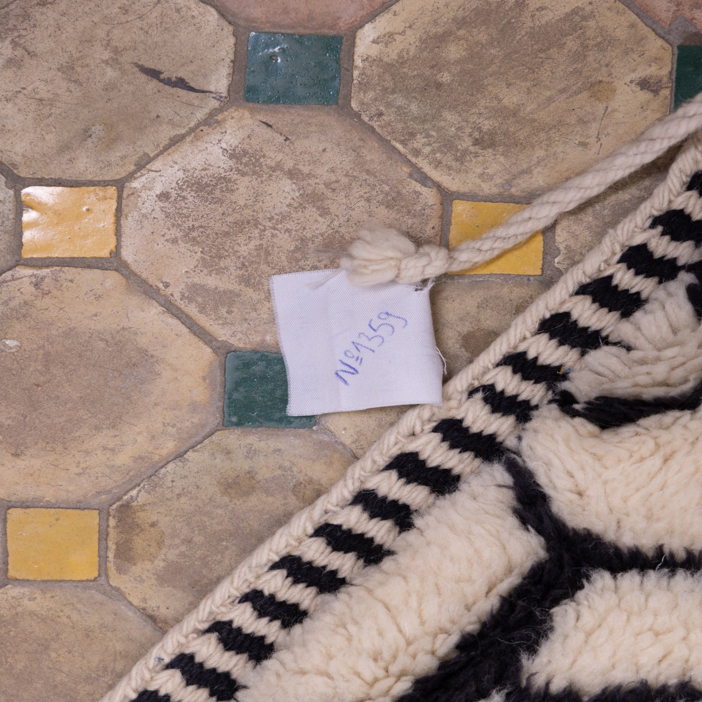 Handmade Mrirt Rug – 100% Wool Moroccan Berber Carpet – Cream & Black Honeycomb Geometric Wool Rug – Luxury Modern & Boho Home Decor