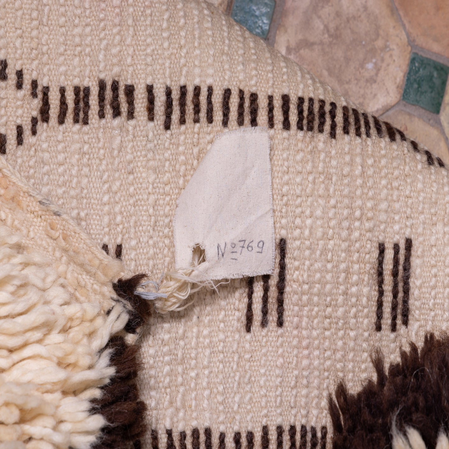 Handmade Beni Ourain Rug – Authentic Moroccan Wool Carpet – Tribal Berber Design – Soft & Plush Area Rug – Bohemian & Minimalist Home Decor ; 11,15 ft / 5,91 ft