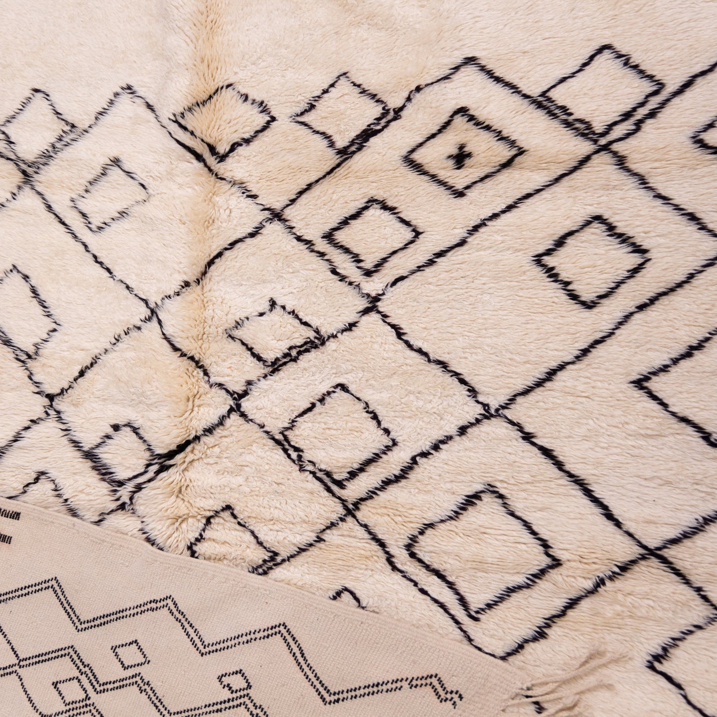 Authentic Mrirt Rug – Handmade Moroccan Wool Carpet – Minimalist Geometric Berber Rug – Luxury Soft & Thick Wool Area Rug