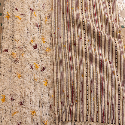Handwoven Vintage Moroccan Handira Rug | Traditional Berber Wool Blanket | Neutral Striped Bohemian Rug | Unique Moroccan Wedding Blanket ; 8,86 ft / 5,25 ft