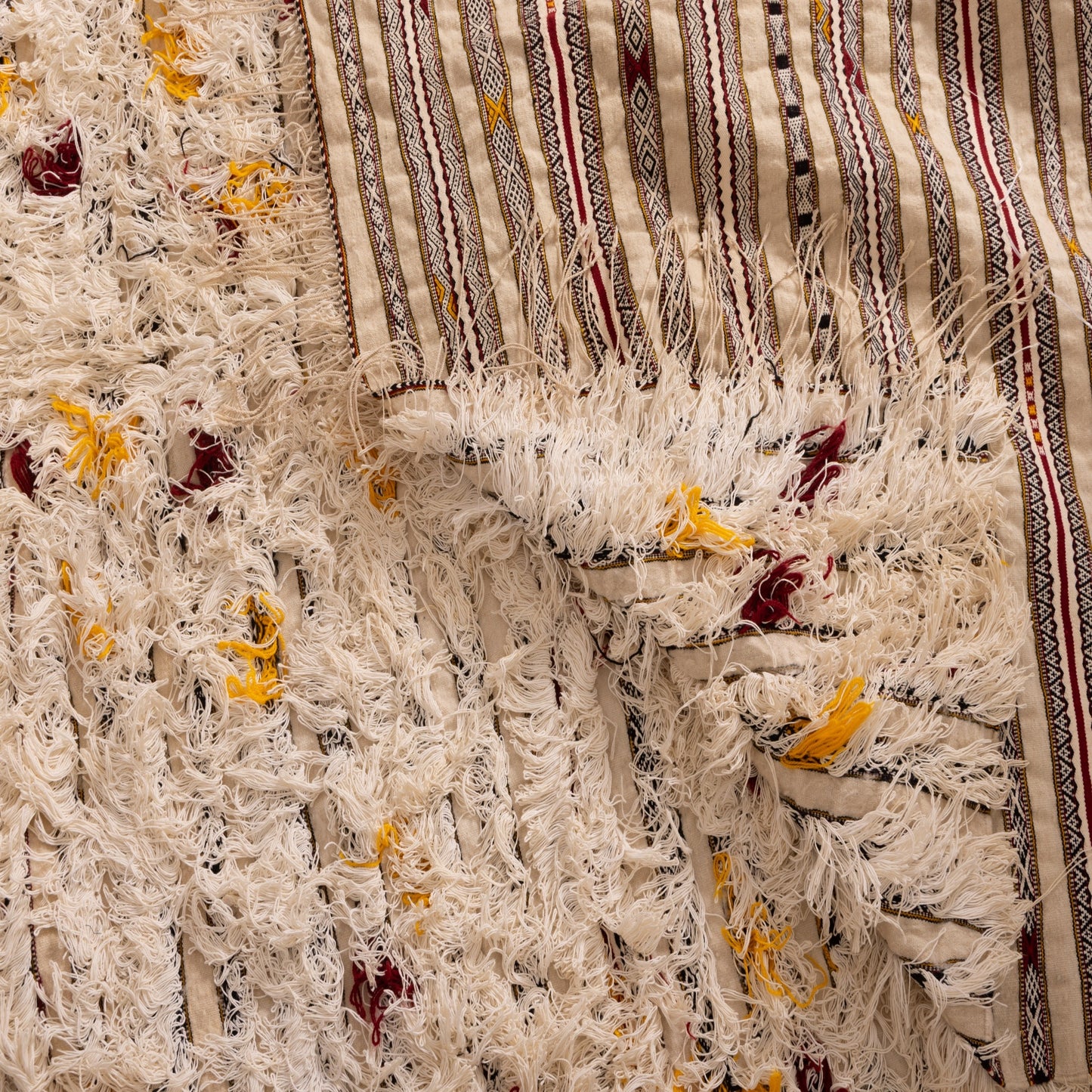 Handwoven Vintage Moroccan Handira Rug | Traditional Berber Wool Blanket | Neutral Striped Bohemian Rug | Unique Moroccan Wedding Blanket ; 8,86 ft / 5,25 ft