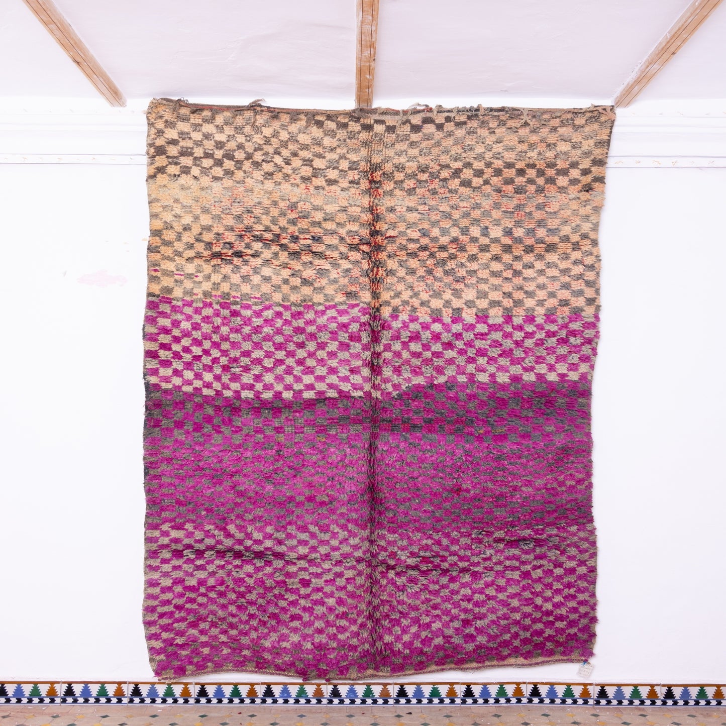 Vintage Moroccan Talsint Rug | Handwoven Wool Checkerboard Carpet ; 10,17 ft / 6,23 ft