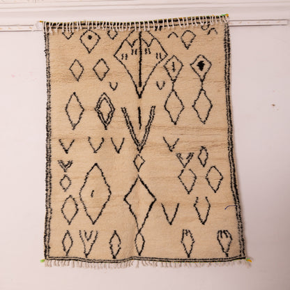 Monochrome Azilal Rug - Handwoven Moroccan Wool Carpet - Diamond Tribal Berber Design - Minimalist Black & Cream Decor