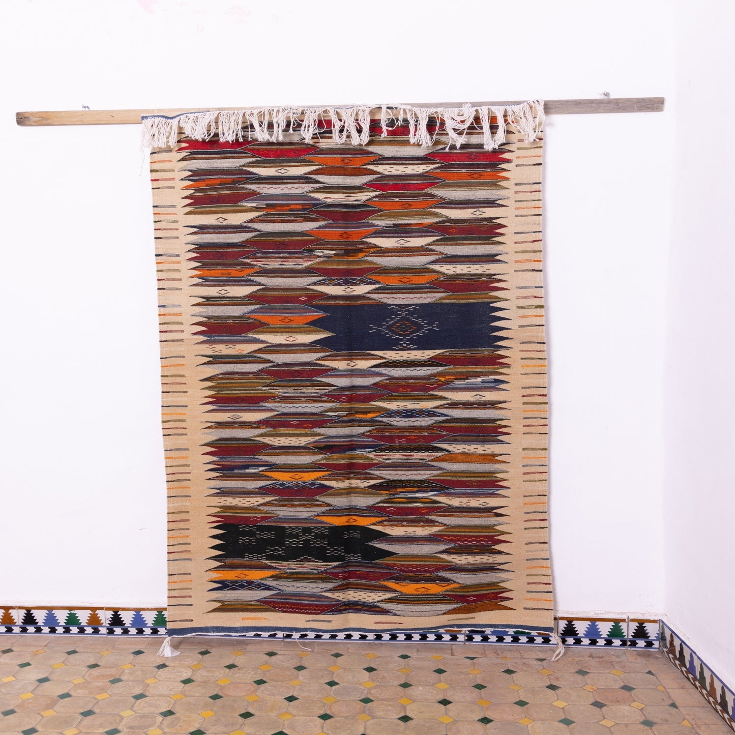 Handwoven Moroccan Akhnif Rug – Authentic Wool & Cotton Kilim with Tribal Patterns ; 6,89 ft / 3,77 ft