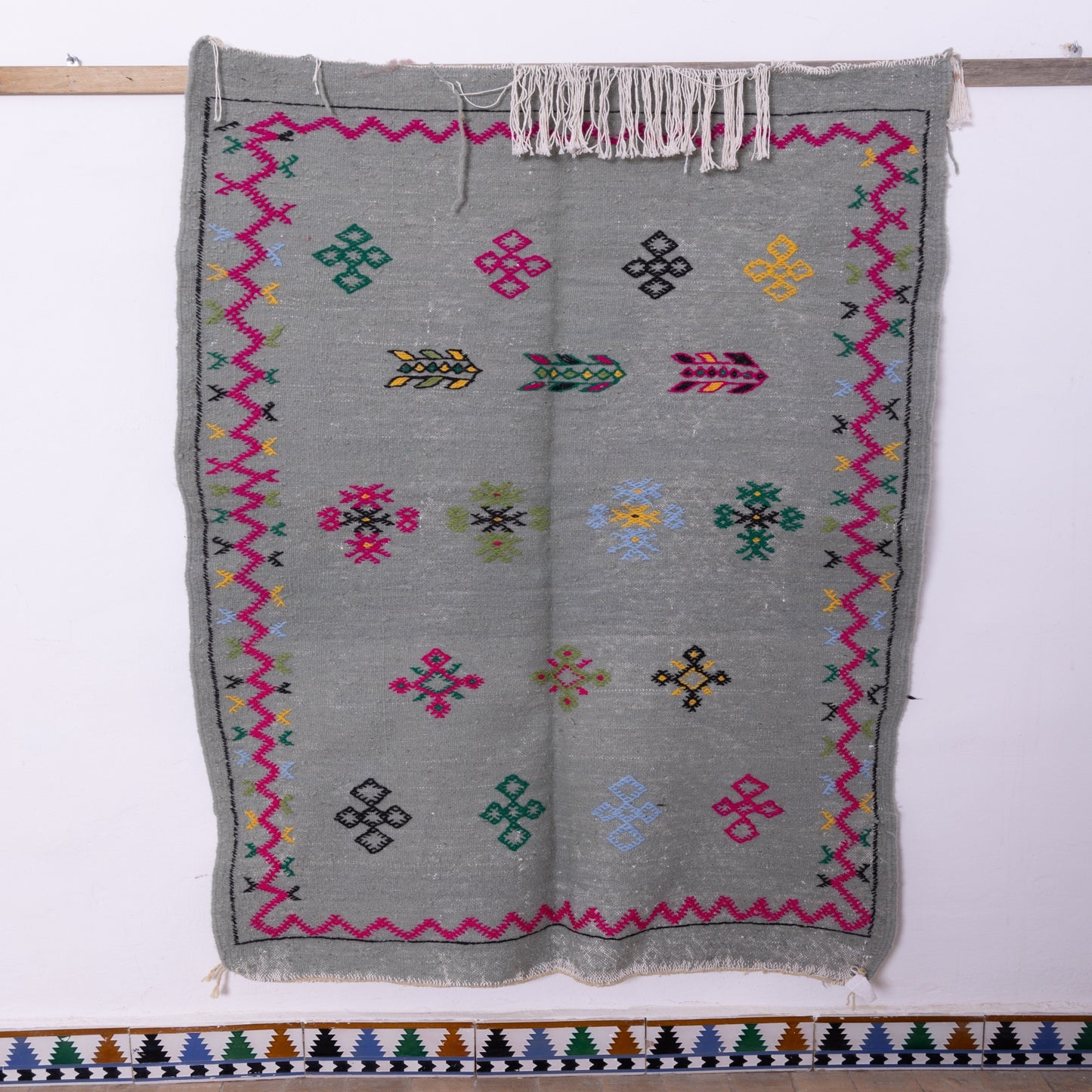 Handwoven Moroccan Akhnif Rug – Vibrant Berber Wool & Cotton Carpet