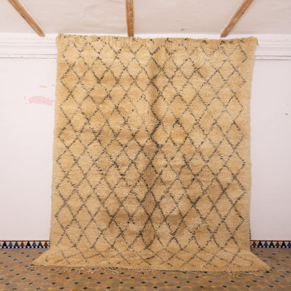 Vintage Beni Ourain Moroccan Rug | Thick Wool Diamond Grid Carpet | Handwoven Tribal Berber Rug | Golden Beige & Black | 100% Wool | Large Area Rug ;  12,47 ft  / 7,87 ft