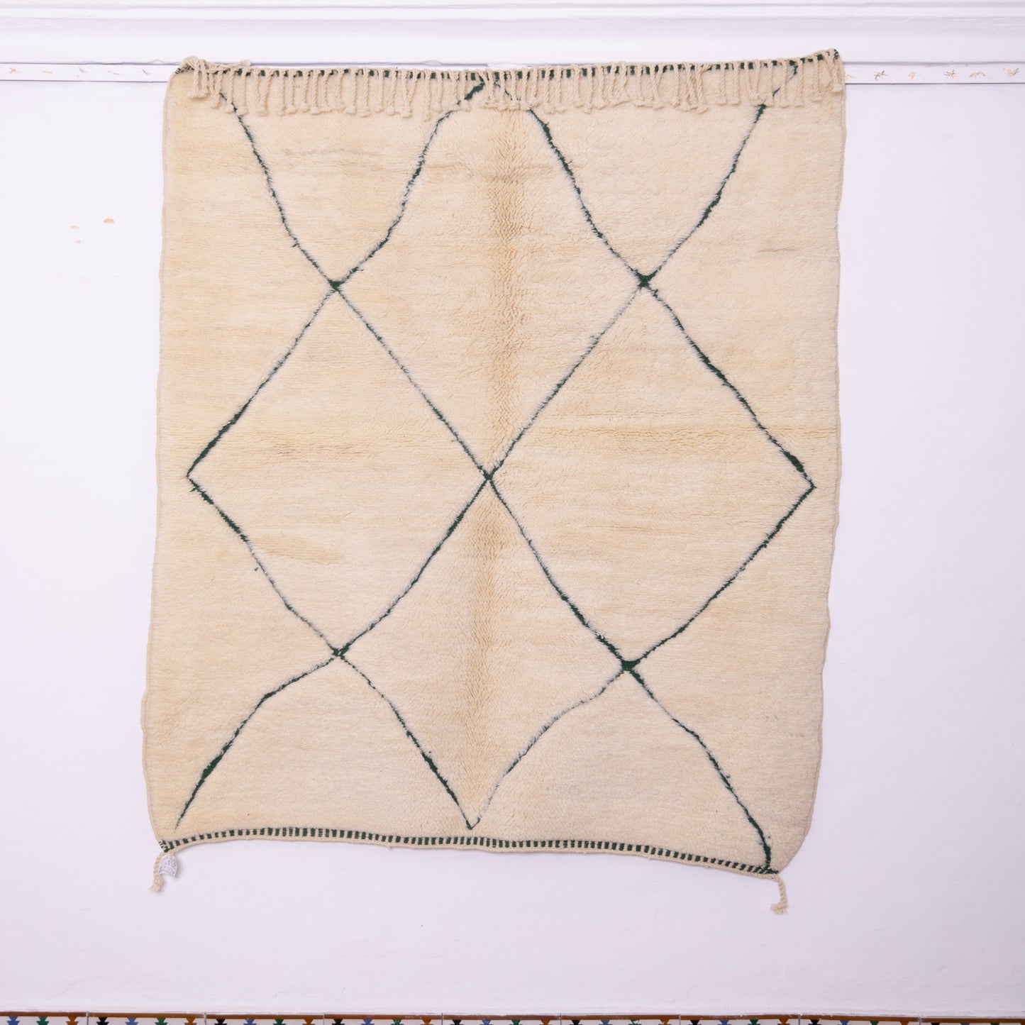 Handwoven Moroccan Beni Ourain Wool Rug – Cream with Geometric Green Diamond Pattern