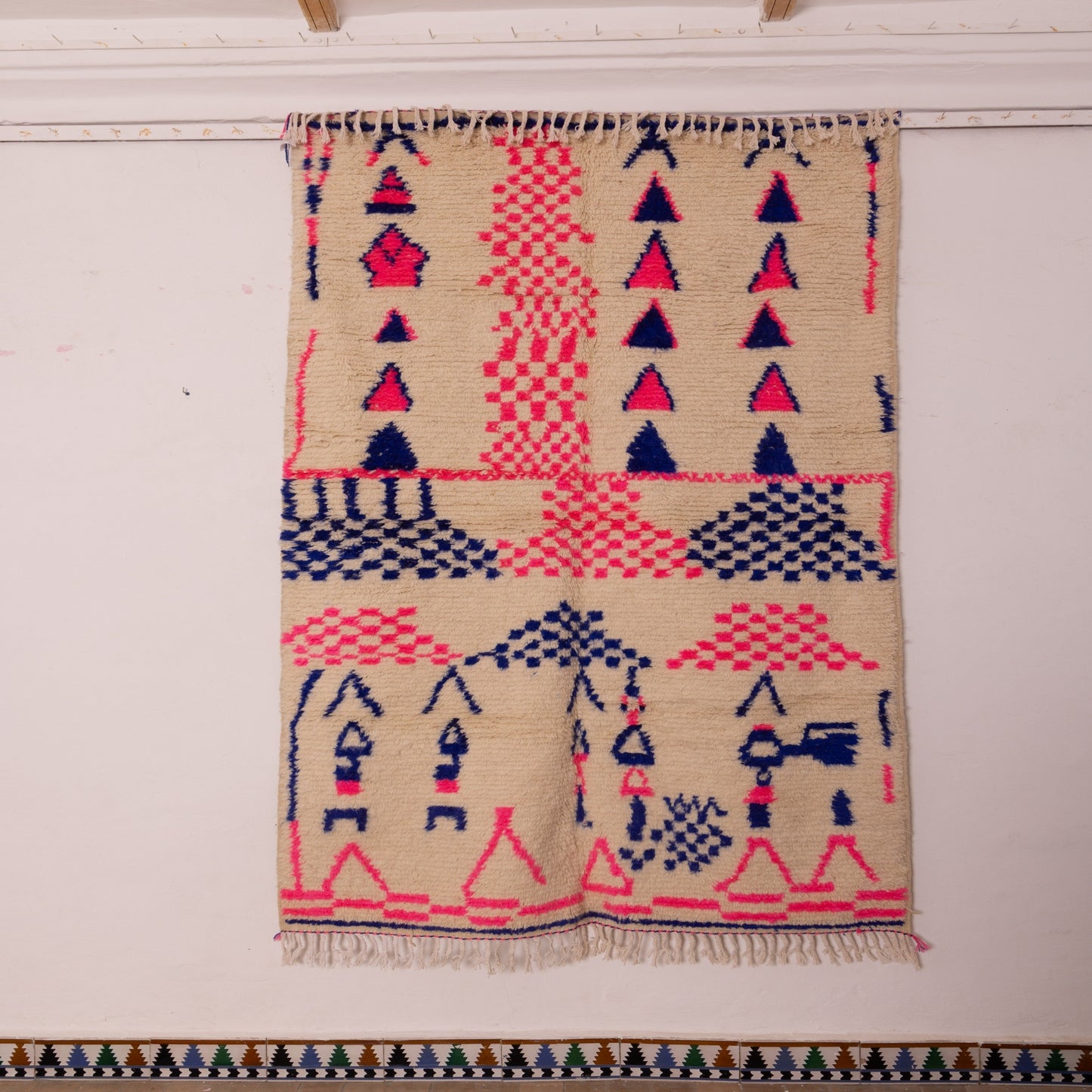 Modern Azilal Rug - Neon Pink & Indigo Tribal Pattern - Moroccan Handwoven Carpet - 80% Wool 20% Cotton - Boho Wall Hanging or Floor Art