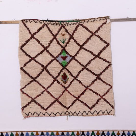 Minimalist Vintage Azilal Rug - Handwoven Moroccan Wool Carpet with Geometric Diamond Pattern - Tribal Decor