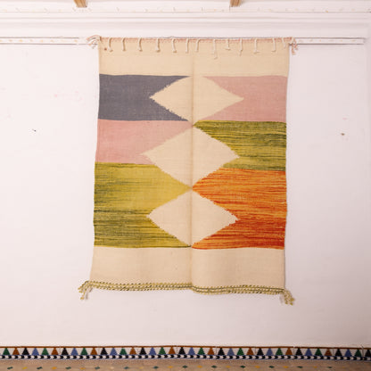 Colorful Akhnif Rug – Handwoven Moroccan Wool Flatweave with Geometric Zigzag Motif – Modern Tribal Tapestry in Orange, Green, Blush & Blue ; 8,04 ft / 4,76 ft