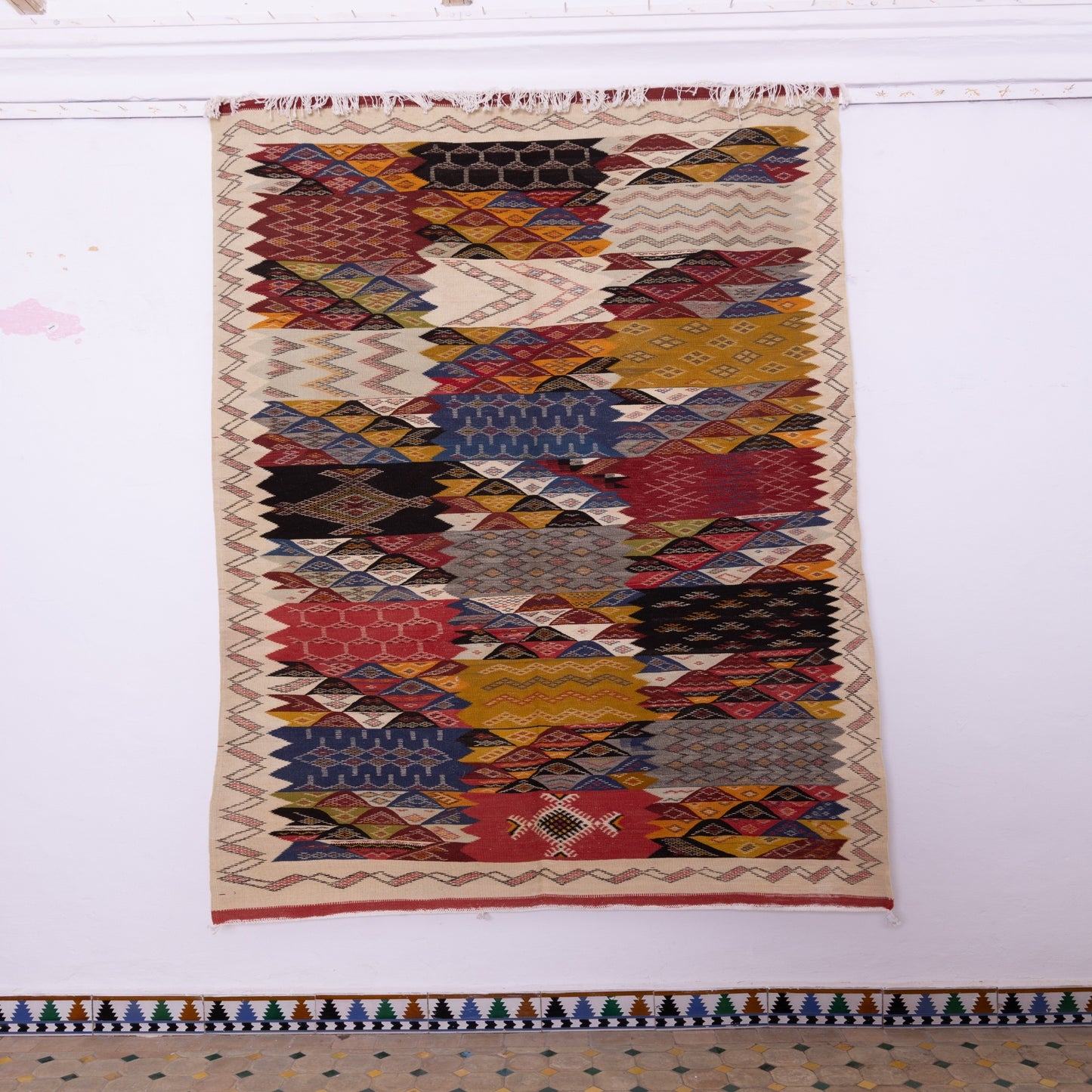 Handwoven Moroccan Akhnif Rug – Intricate Berber Wool & Cotton Carpet