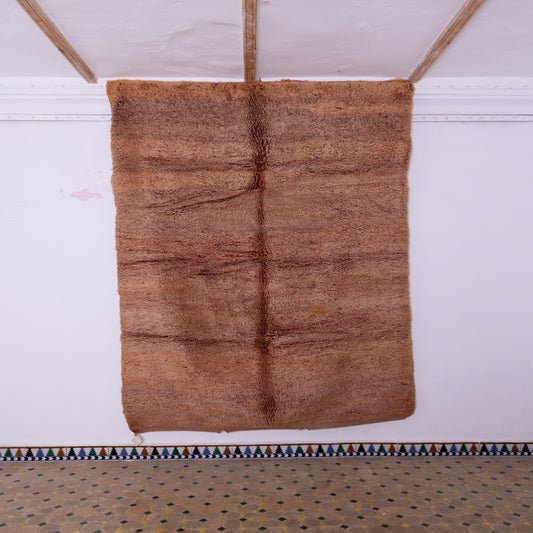 Vintage Moroccan Berber Rug– Handwoven Wool from Moyen Atlas –– Deep Brown & Red Gradient – Authentic Beni Mguild Carpet – Bohemian & Rustic Home Decor