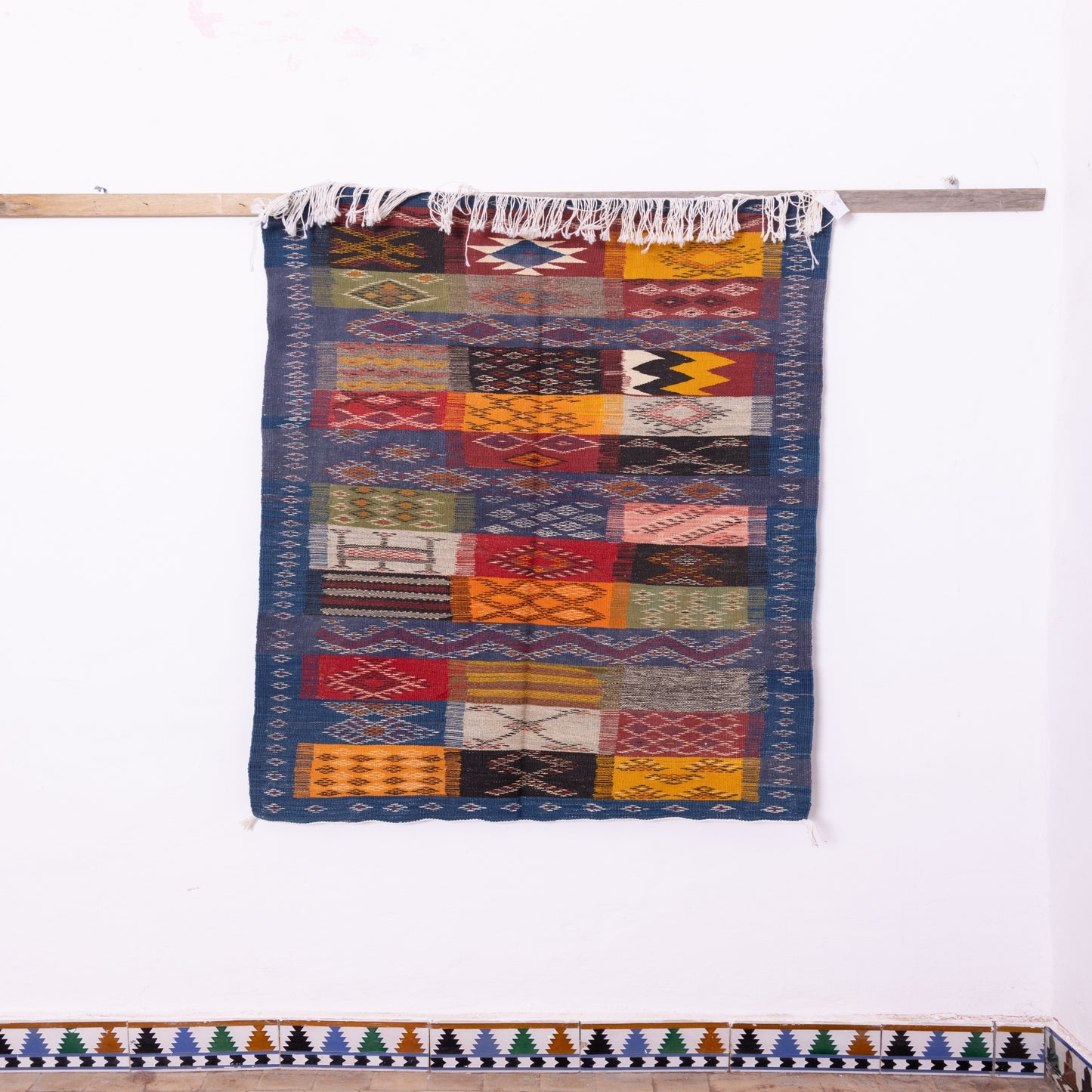 Vintage Moroccan Akhnif Rug – Handwoven Berber Wool Carpet  ; 4,92 ft / 3,28 ft