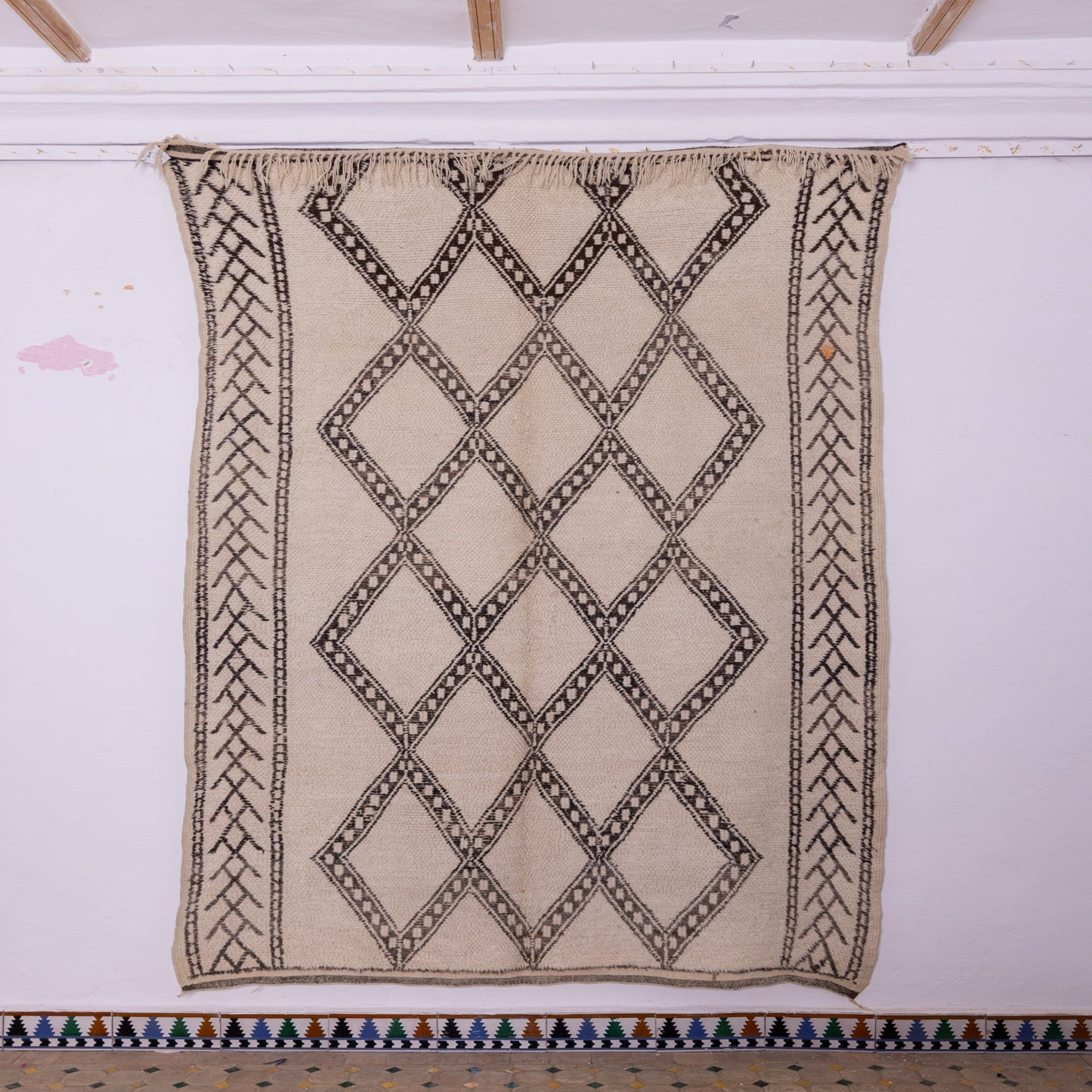 Handmade Moroccan Beni Ourain Rug – Authentic Wool Berber Carpet – Geometric Diamond Design – Minimalist & Boho Home Decor ; 9,19 ft / 5,91 ft