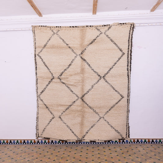 Vintage Beni Ourain Moroccan Rug - Handwoven Wool Berber Carpet - Timeless Diamond Motif