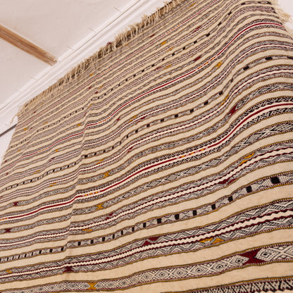 Handwoven Vintage Moroccan Handira Rug | Traditional Berber Wool Blanket | Neutral Striped Bohemian Rug | Unique Moroccan Wedding Blanket ; 8,86 ft / 5,25 ft
