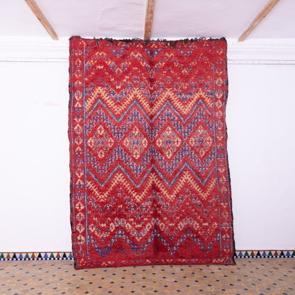 Vintage Beni Mguild Rug – Handwoven Moroccan Wool Carpet