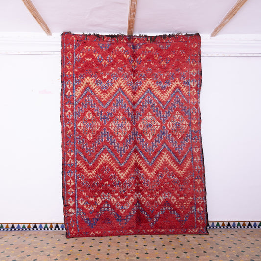 Vintage Beni Mguild Rug – Handwoven Moroccan Wool Carpet