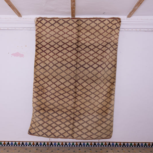Vintage Moroccan Beni Ourain Rug – Authentic Handwoven Wool Carpet – Geometric Lattice Pattern – Rustic Boho & Minimalist Home Decor