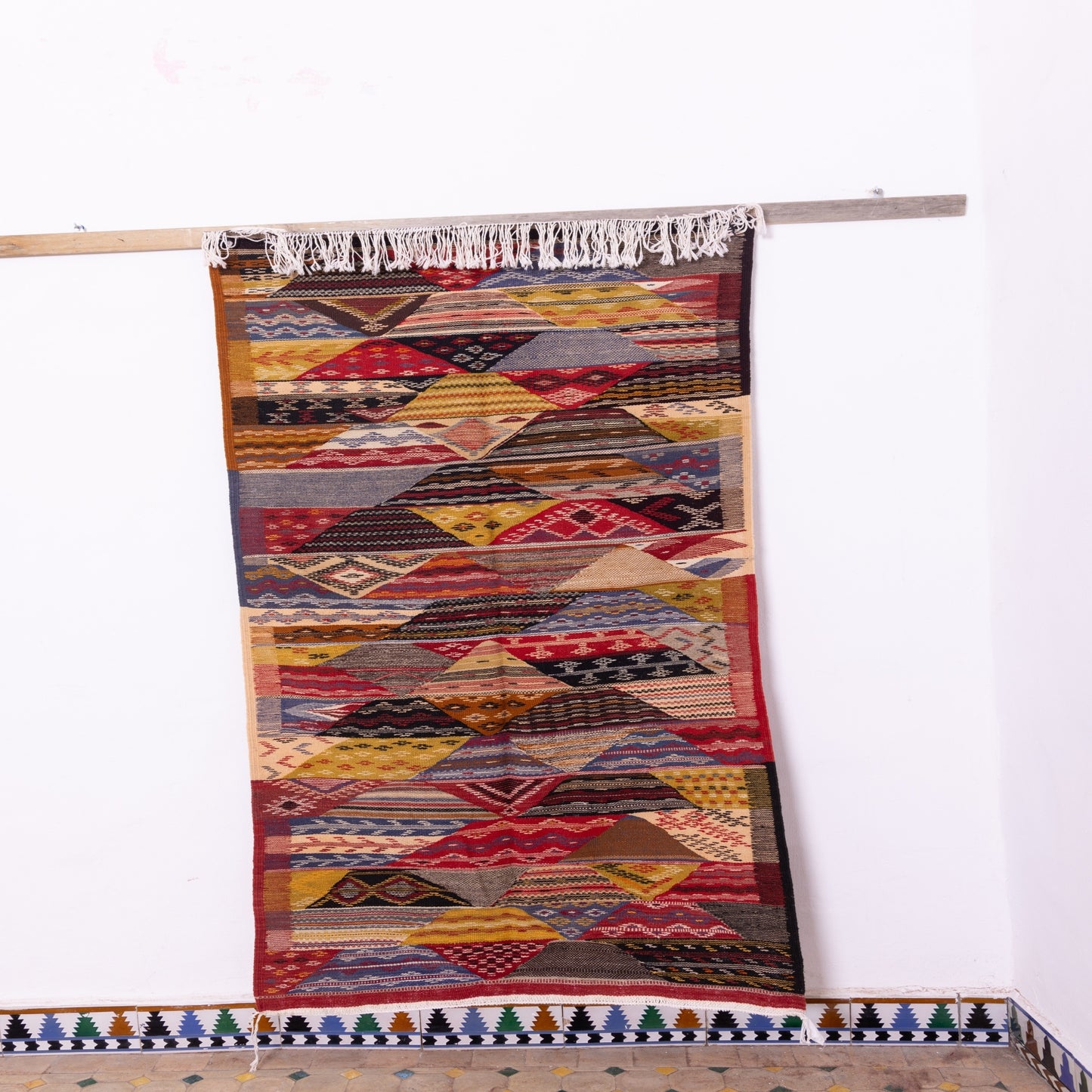 Handwoven Moroccan Akhnif Rug – A Unique Berber Masterpiece ; 6,56 ft / 3,28 ft