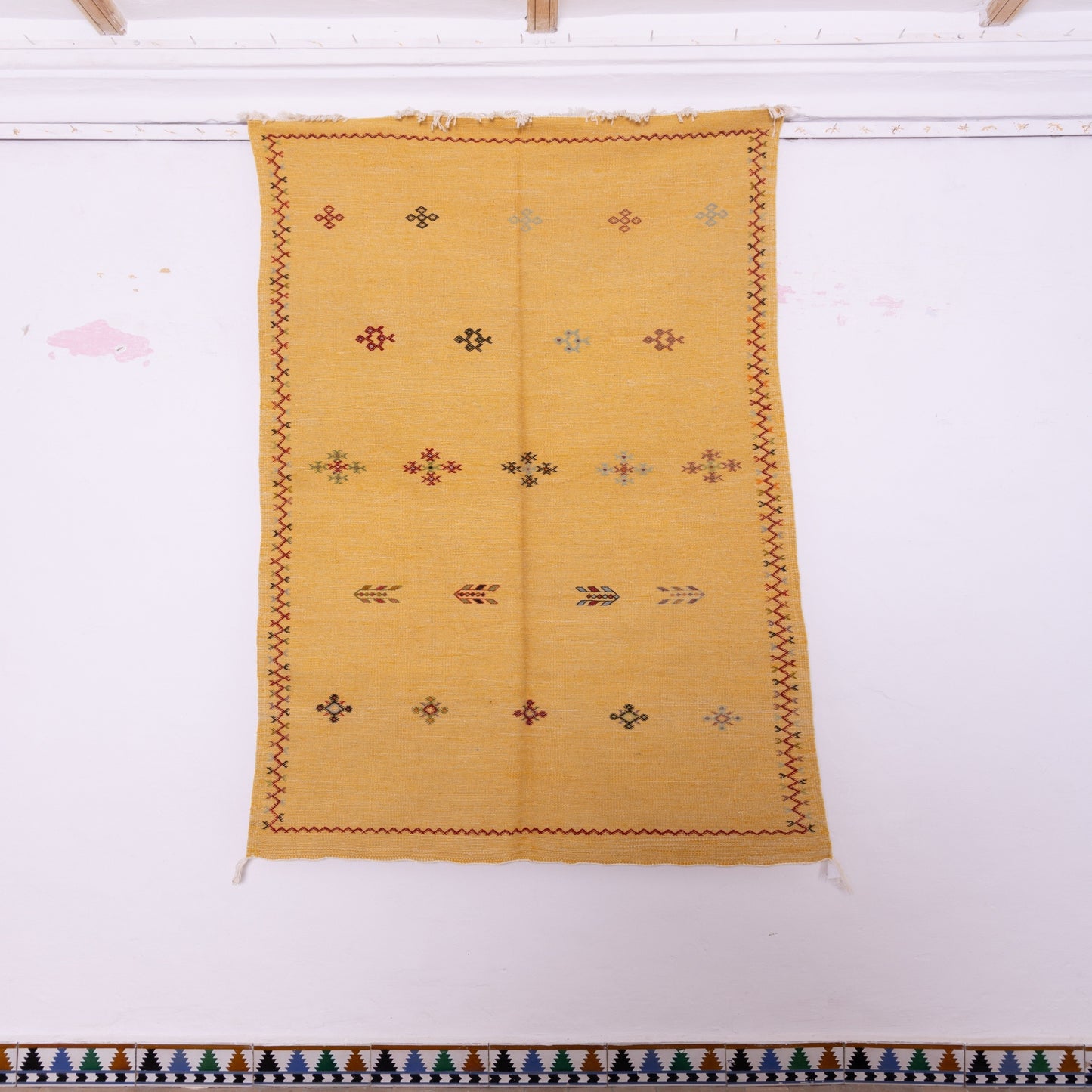 Handwoven Moroccan Akhnif Rug – Golden Yellow Berber Wool & Cotton Carpet