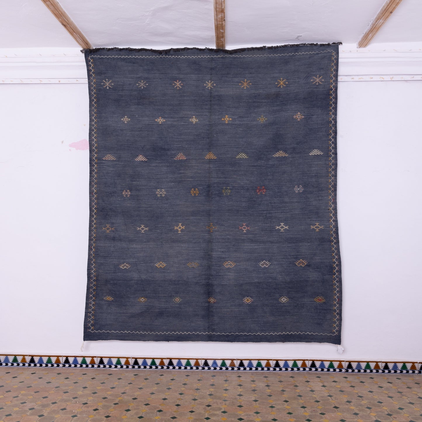 Handwoven Moroccan Akhnif Rug – Deep Blue Berber Wool & Cotton Carpet
