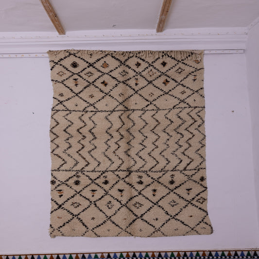 Handwoven Vintage Moroccan Berber Rug – Unique Wool Carpet with Tribal & Geometric Patterns