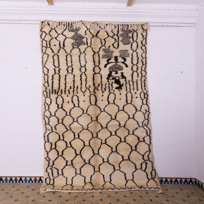 Palm Mirage” – Vintage Beni Ourain Rug with Abstract Pod Motif