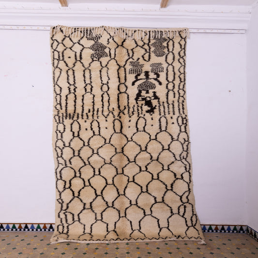 Palm Mirage” – Vintage Beni Ourain Rug with Abstract Pod Motif