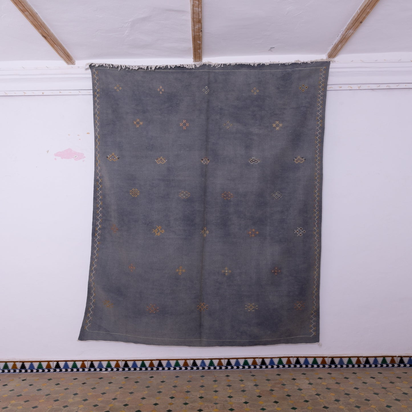 Handwoven Moroccan Akhnif Rug – Deep Blue Berber Wool Carpet ; 10,01 ft / 6,23 ft