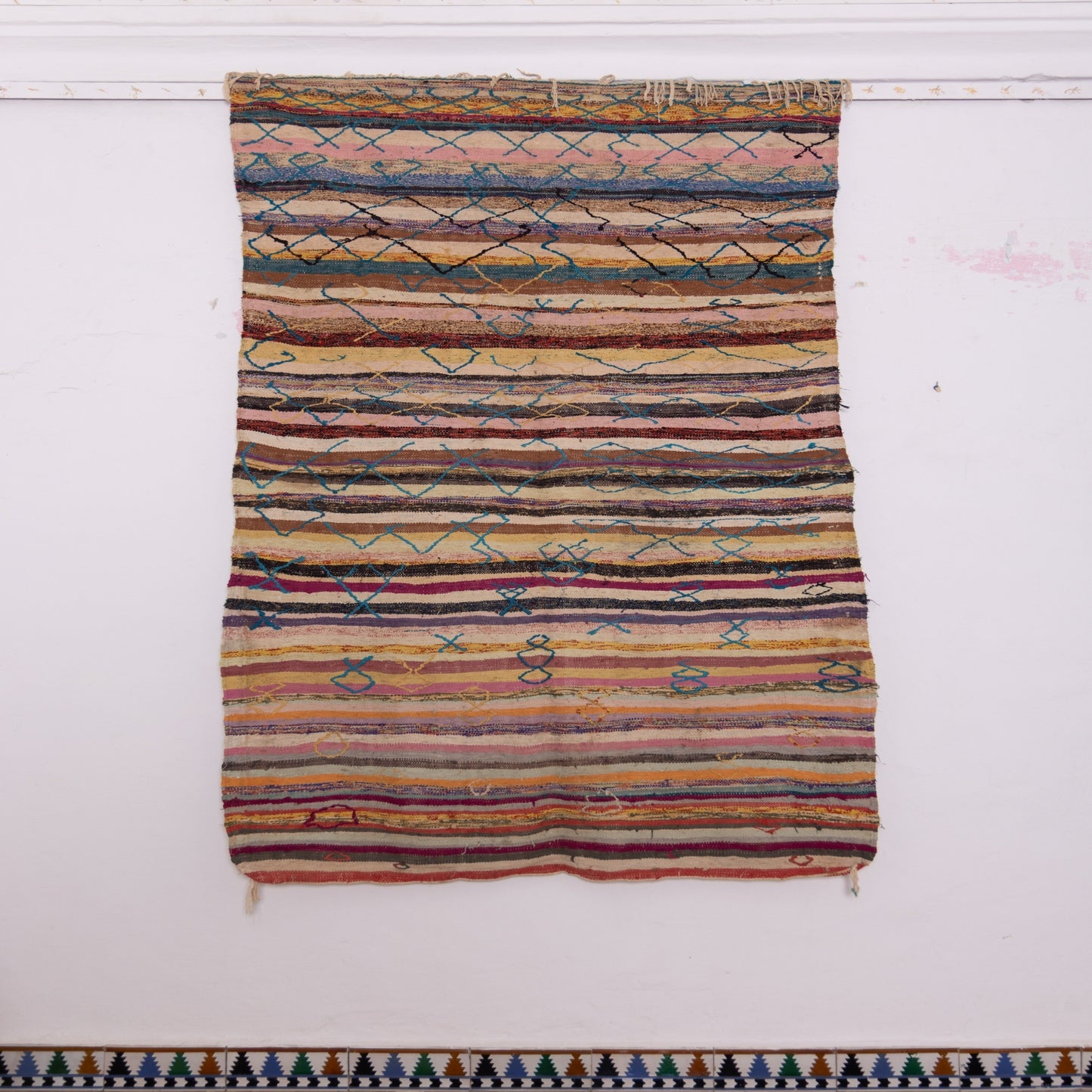 Vintage Moroccan Boucherouite Rug – Handwoven Berber Carpet with Tribal Geometric Patterns