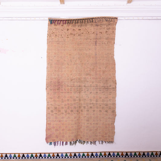 Vintage Moroccan Bjaad Rug – Handwoven Wool Berber Carpet in Subtle Neutral Tones – Timeless Minimalist Home Decor