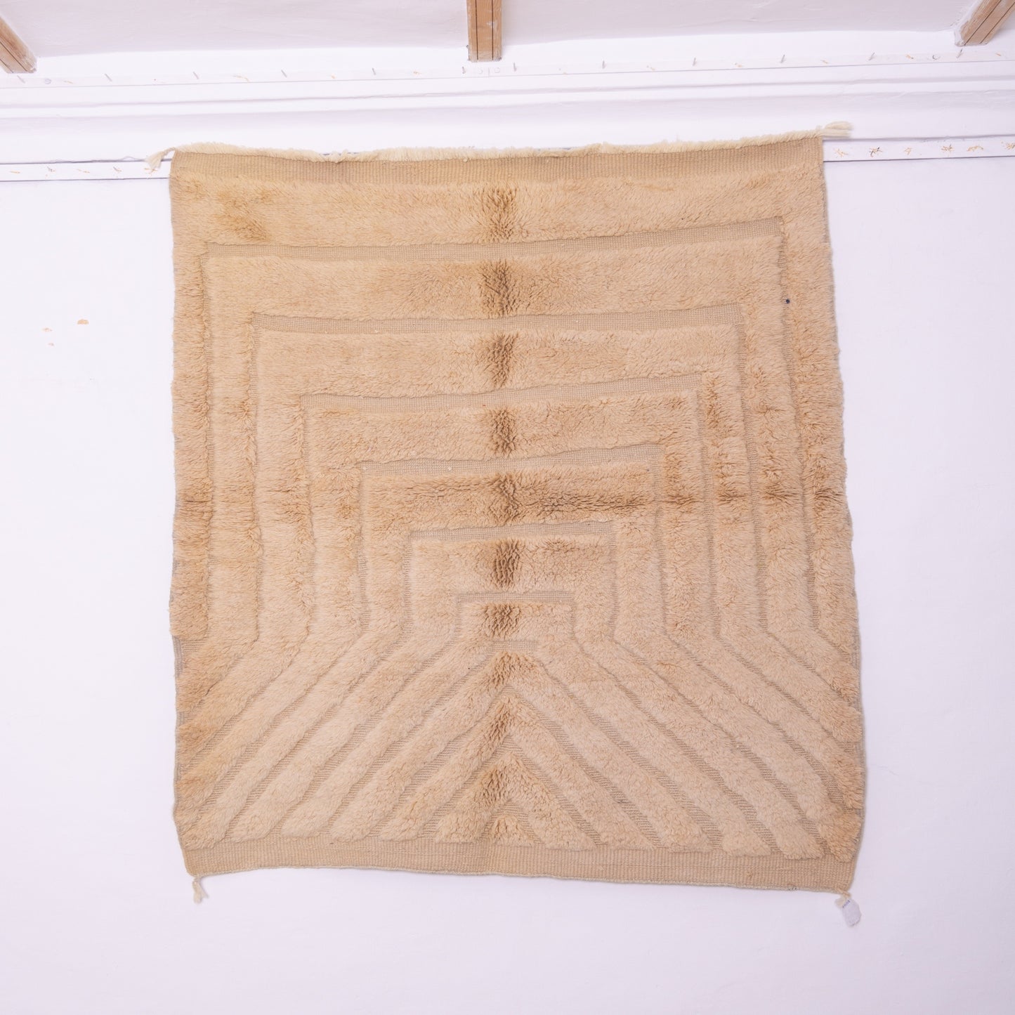 Handwoven Moroccan Wool Rug – Beige Geometric Berber Carpet – Minimalist Textured Area Rug