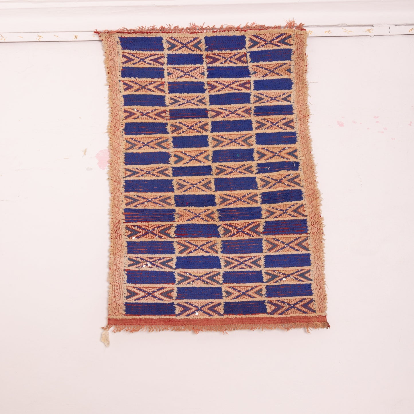 Vintage Moroccan Berber Rug | Handwoven Wool Rug with Bold Blue & Geometric Patterns ; 5,09 ft / 2,79 ft